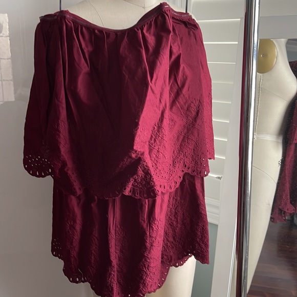 H&M Burgundy Strapless Scallop Embroidered Romper Size 12 - Picture 10 of 12